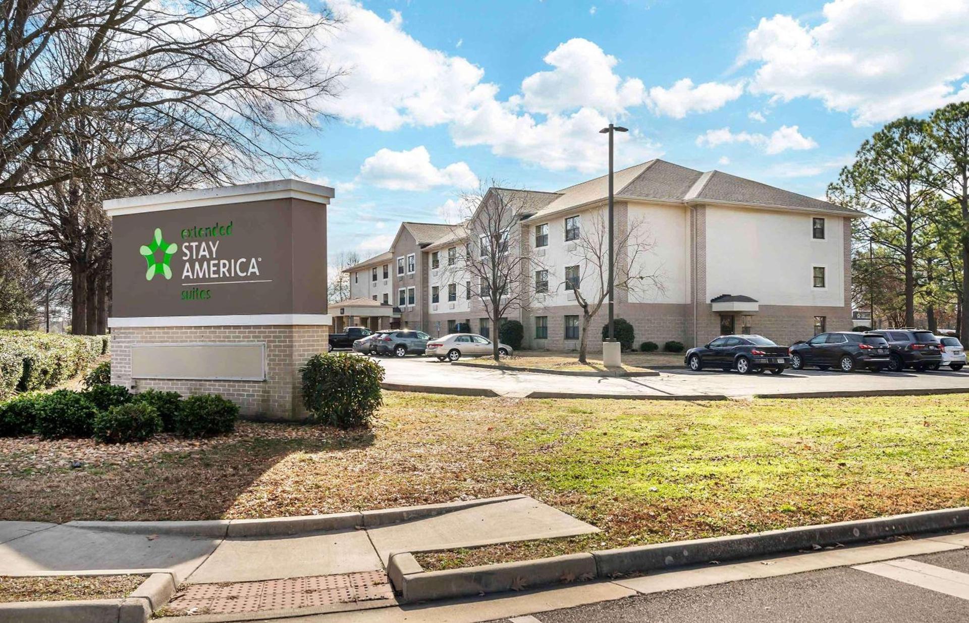 Extended Stay America Suites - Hampton - Coliseum photo 2