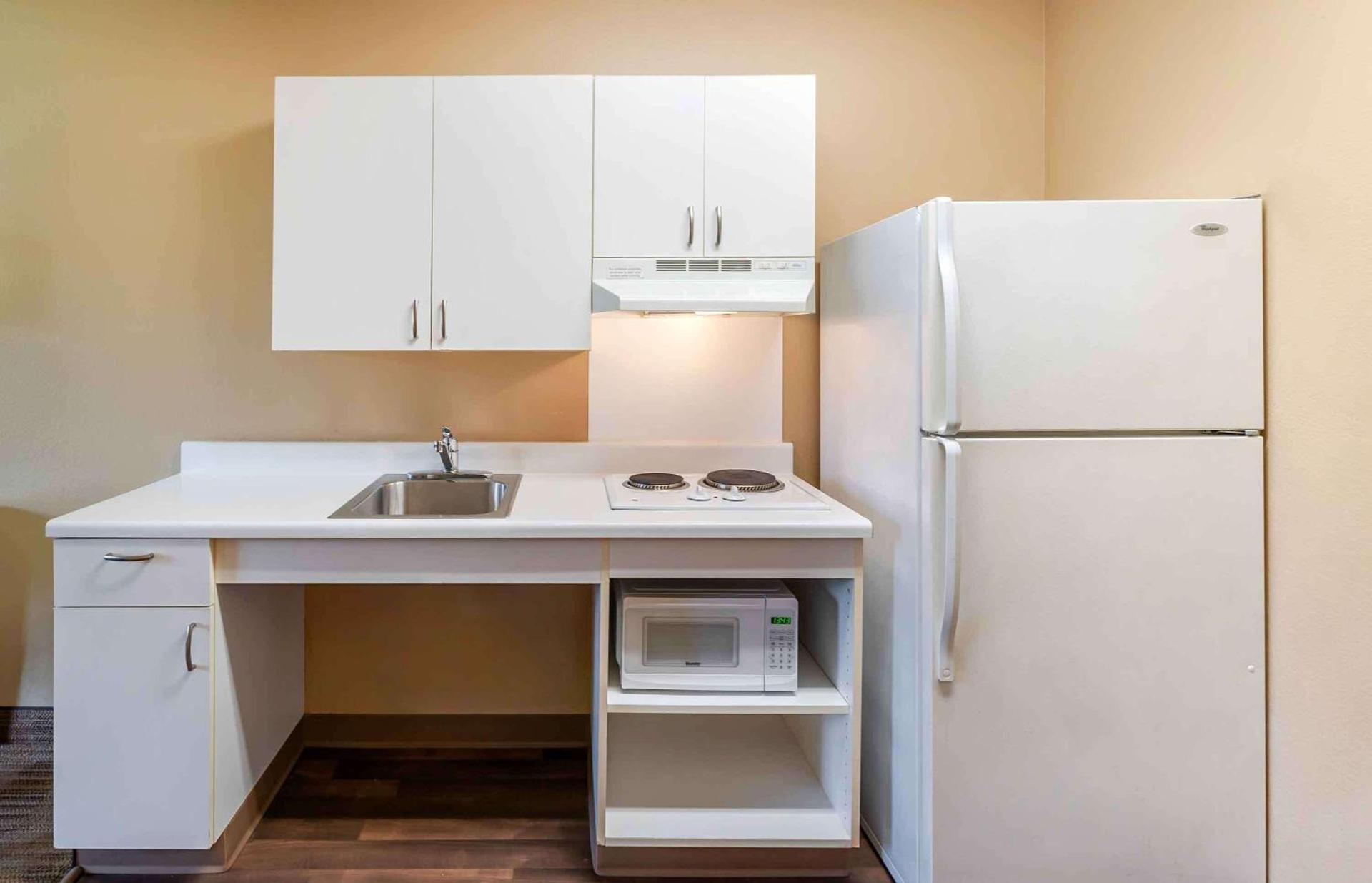 Extended Stay America Suites - Hampton - Coliseum photo 14