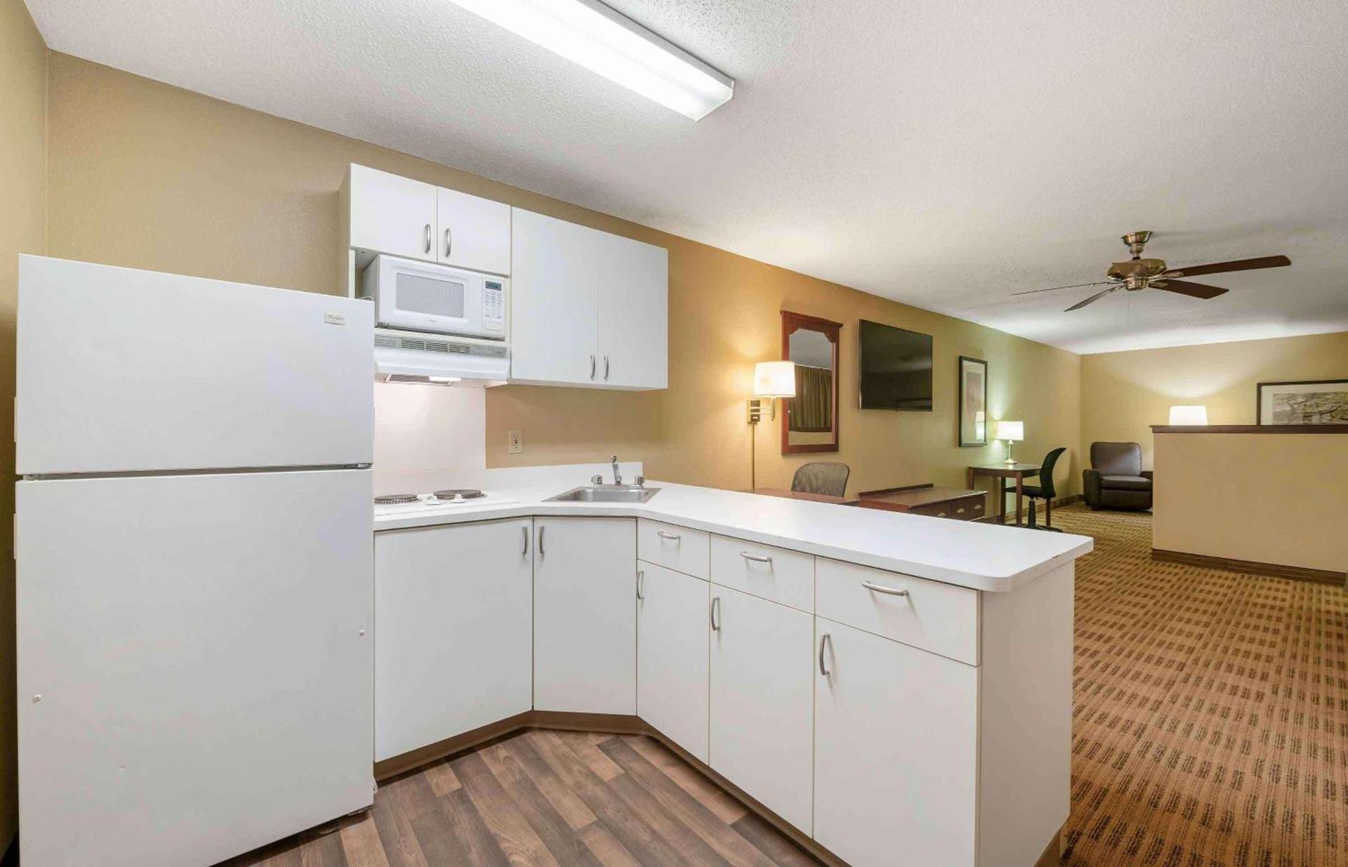 Extended Stay America Suites - Hampton - Coliseum photo 22