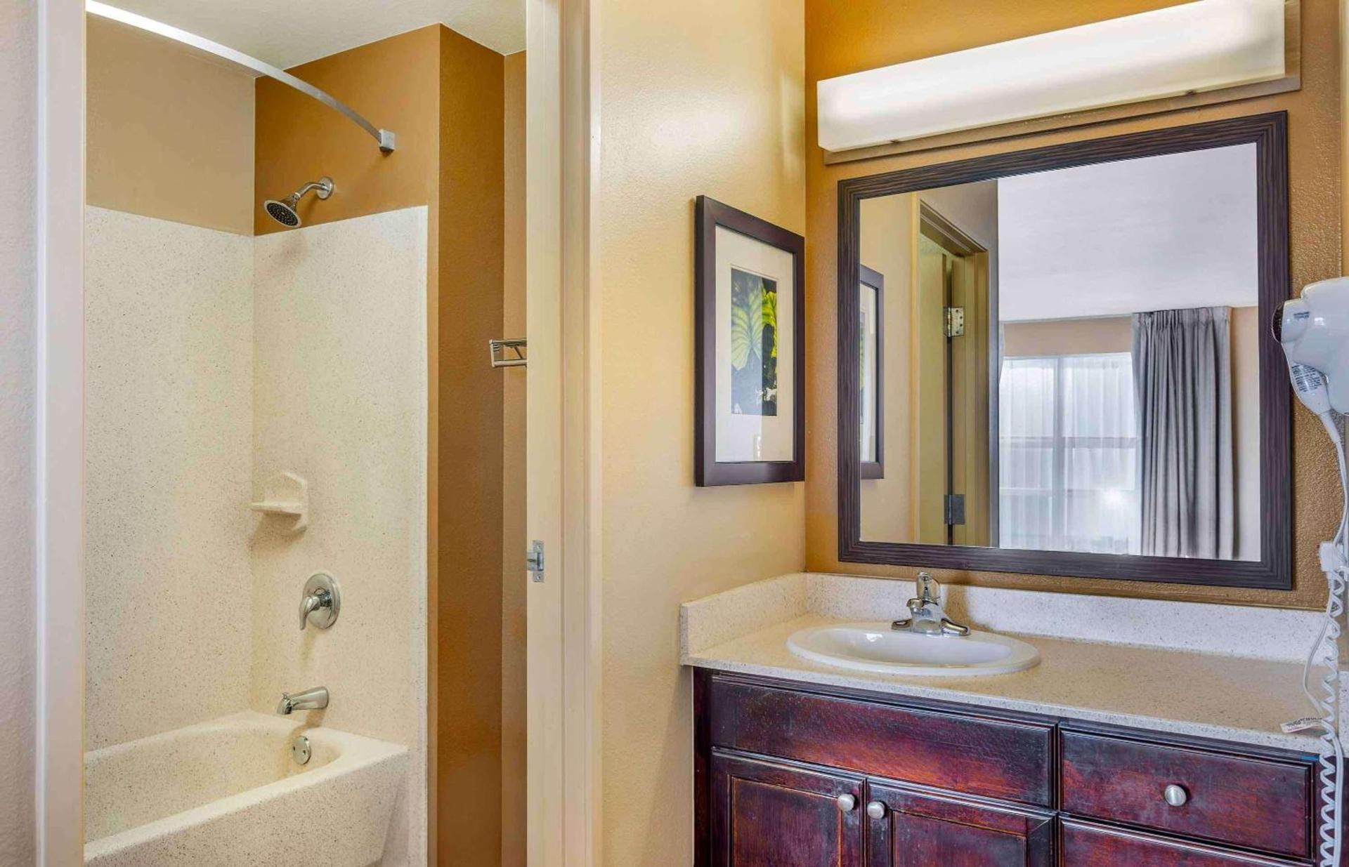Extended Stay America Suites - Columbus - Polaris photo 34