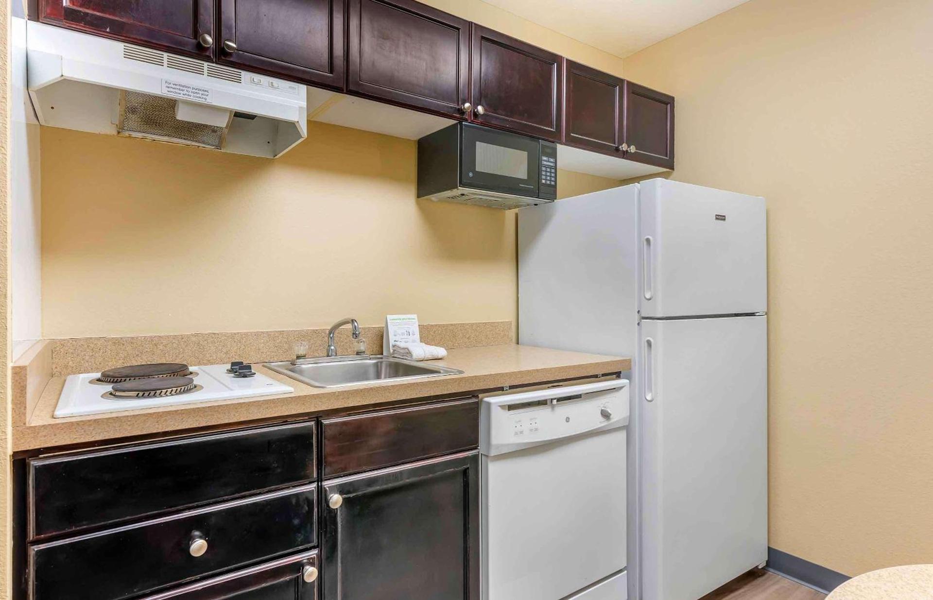 Extended Stay America Suites - Columbus - Tuttle photo 11