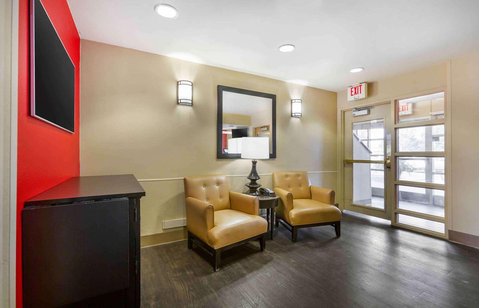 Extended Stay America Suites - Phoenix - Biltmore photo 5