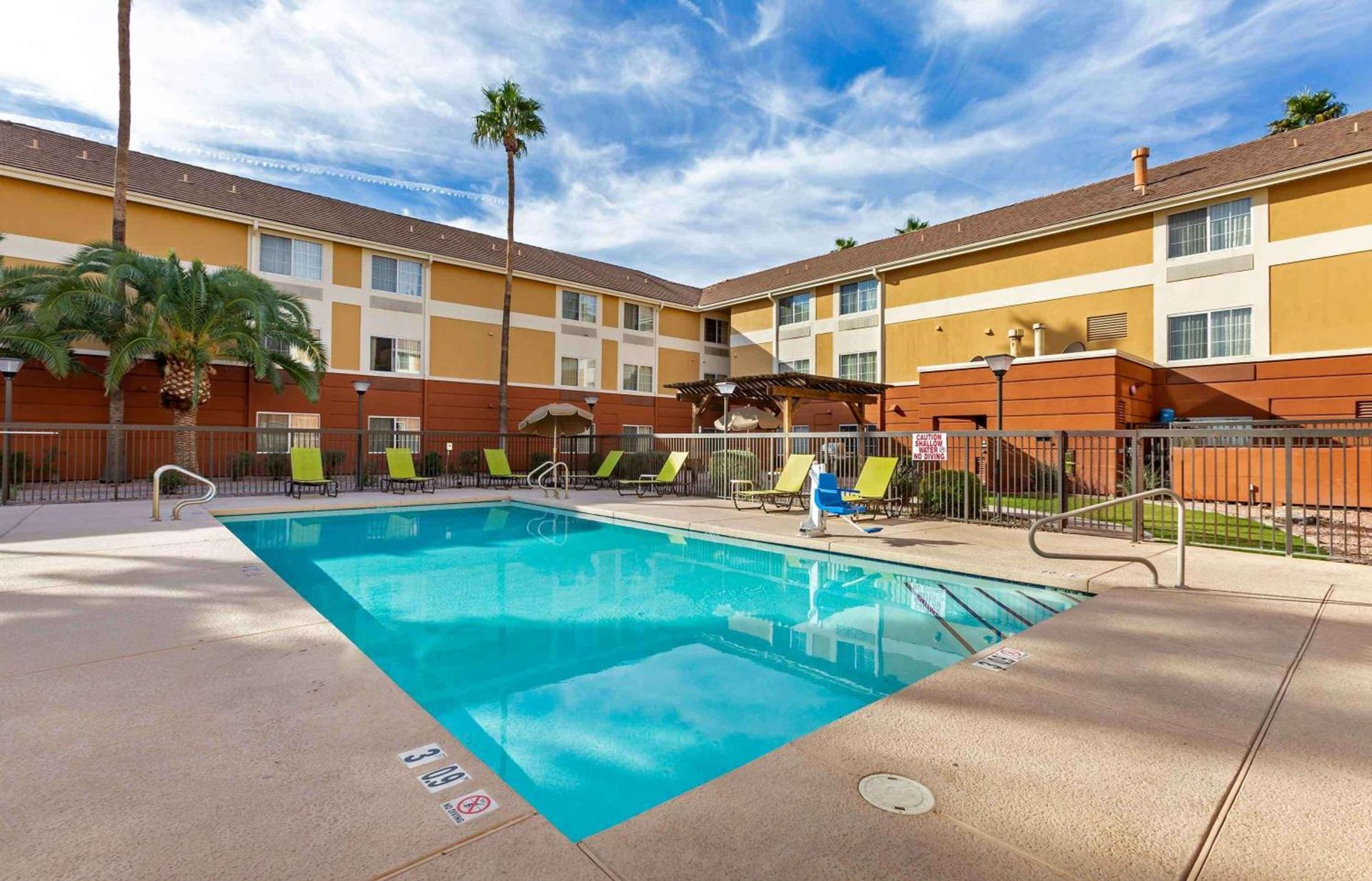 Extended Stay America Suites - Phoenix - Biltmore photo 30
