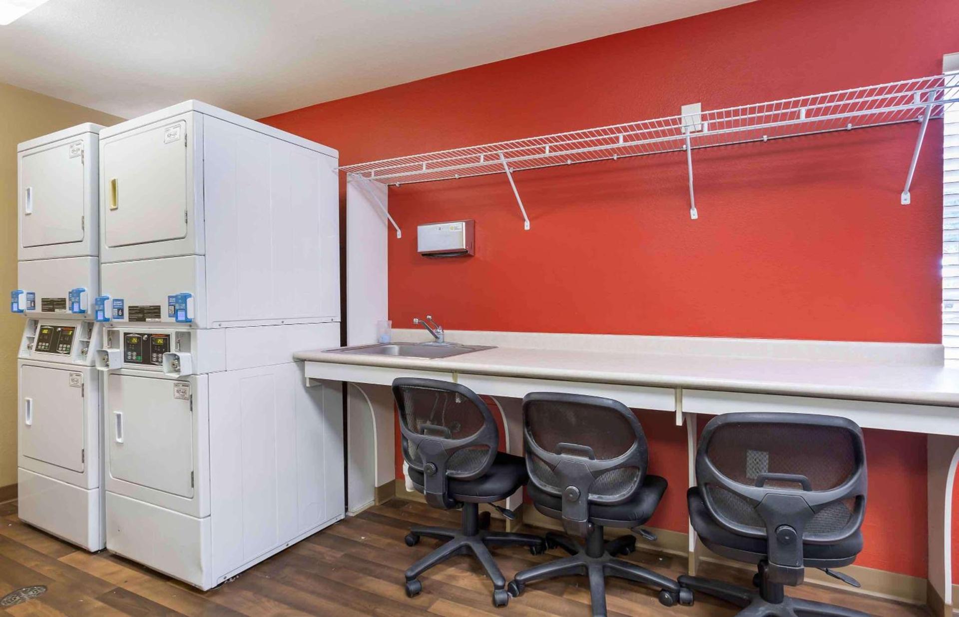 Extended Stay America Suites - Phoenix - Biltmore photo 32