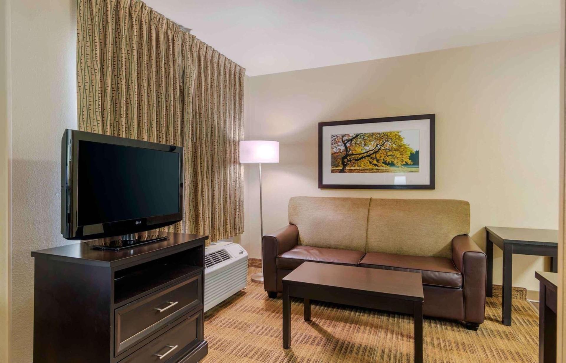 Extended Stay America Select Suites - Atlanta - Buckhead photo 11