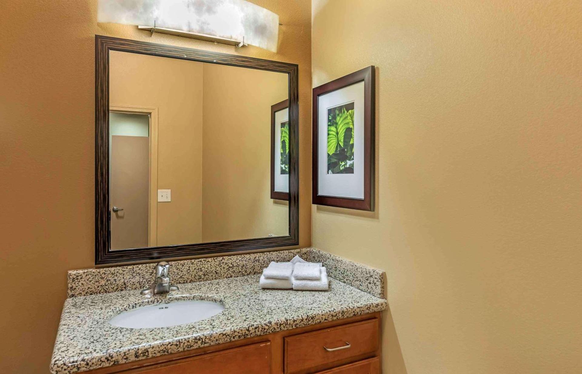 Extended Stay America Suites - Bakersfield - Chester Lane photo 27