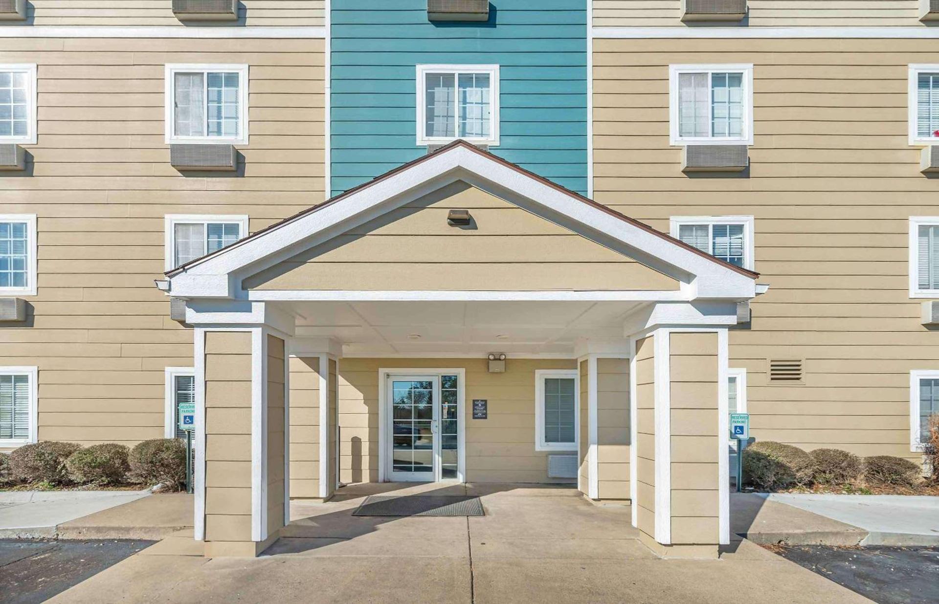 Studio 6 Extended Stay Little Rock Southwest AR photo 2
