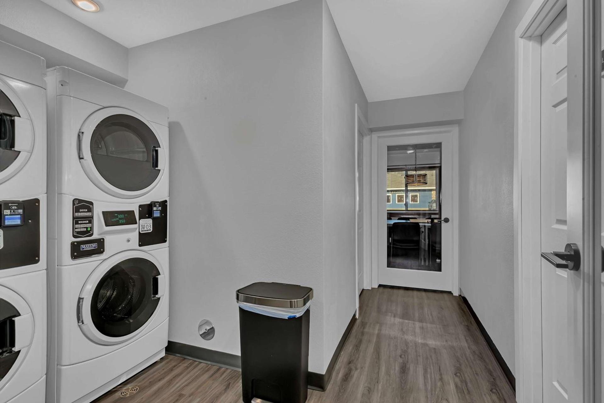 SureStay Hotel by Best Western Spicer photo 45