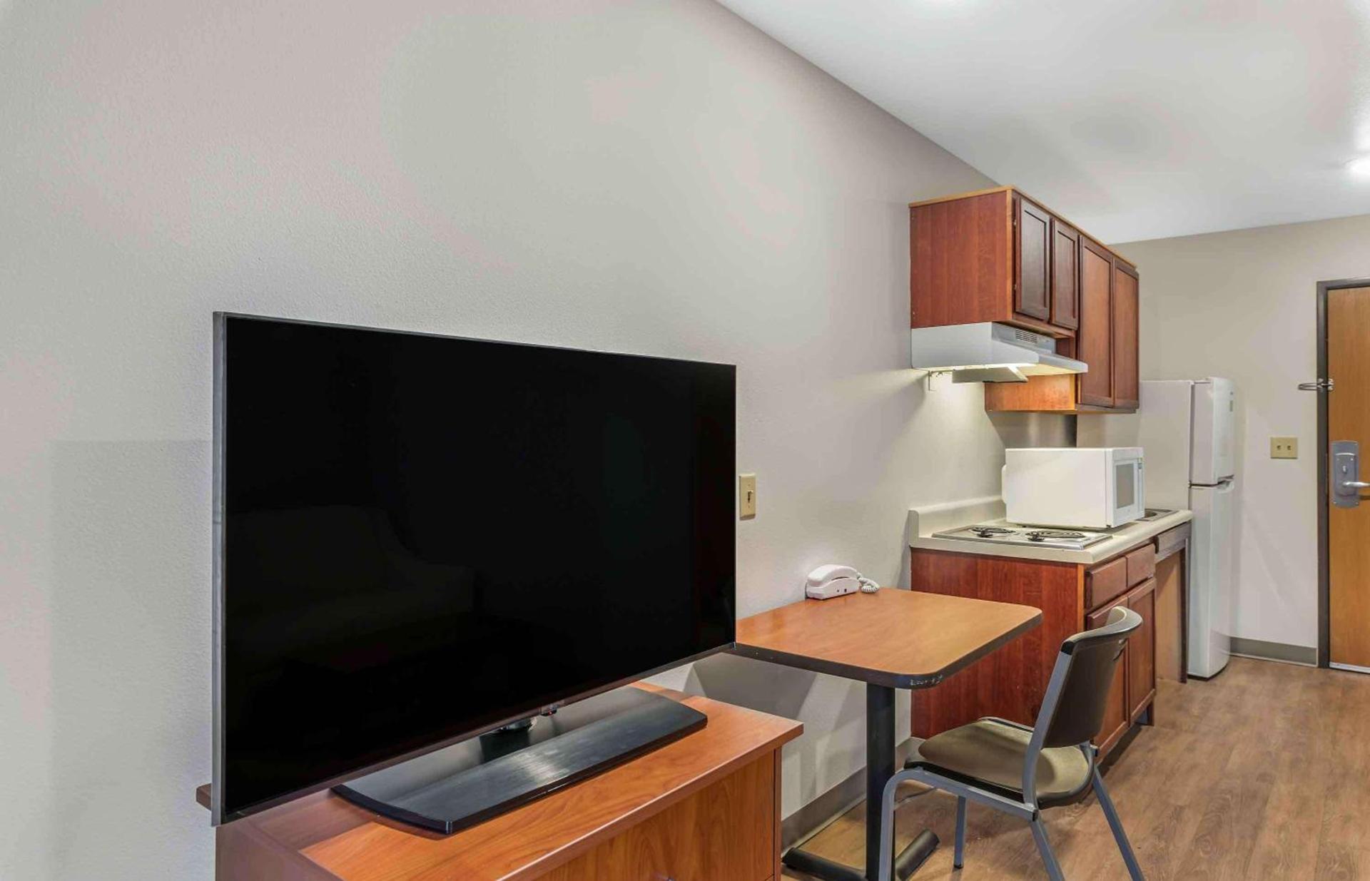 Studio 6 Extended Stay Little Rock Southwest AR photo 19