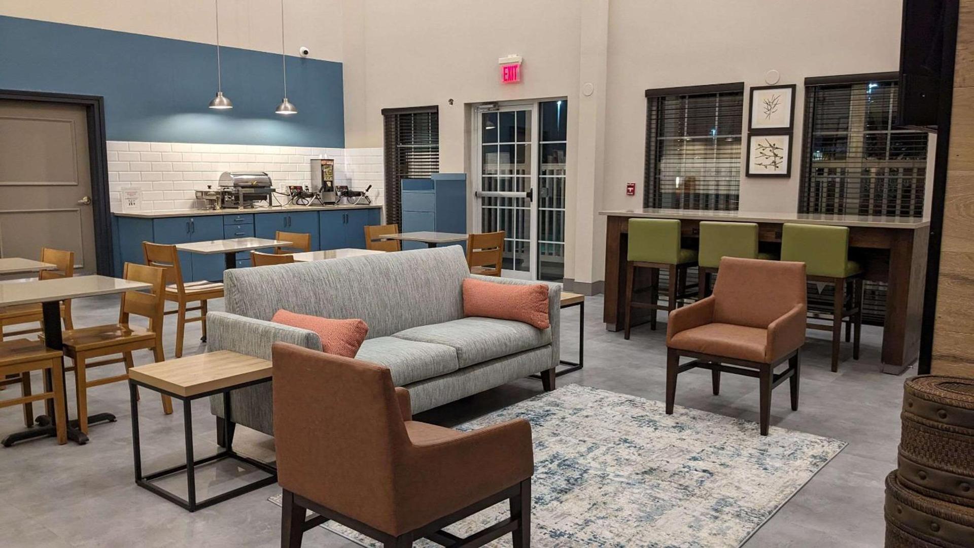 Country Inn & Suites by Radisson, Covington, LA photo 16
