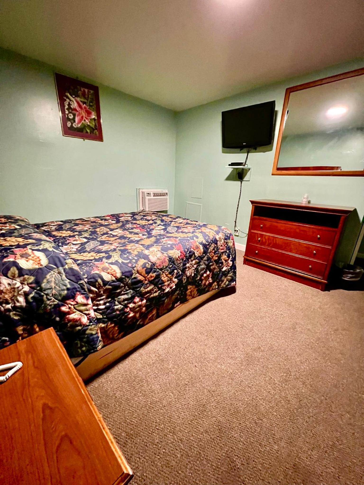 Your Motel photo 11