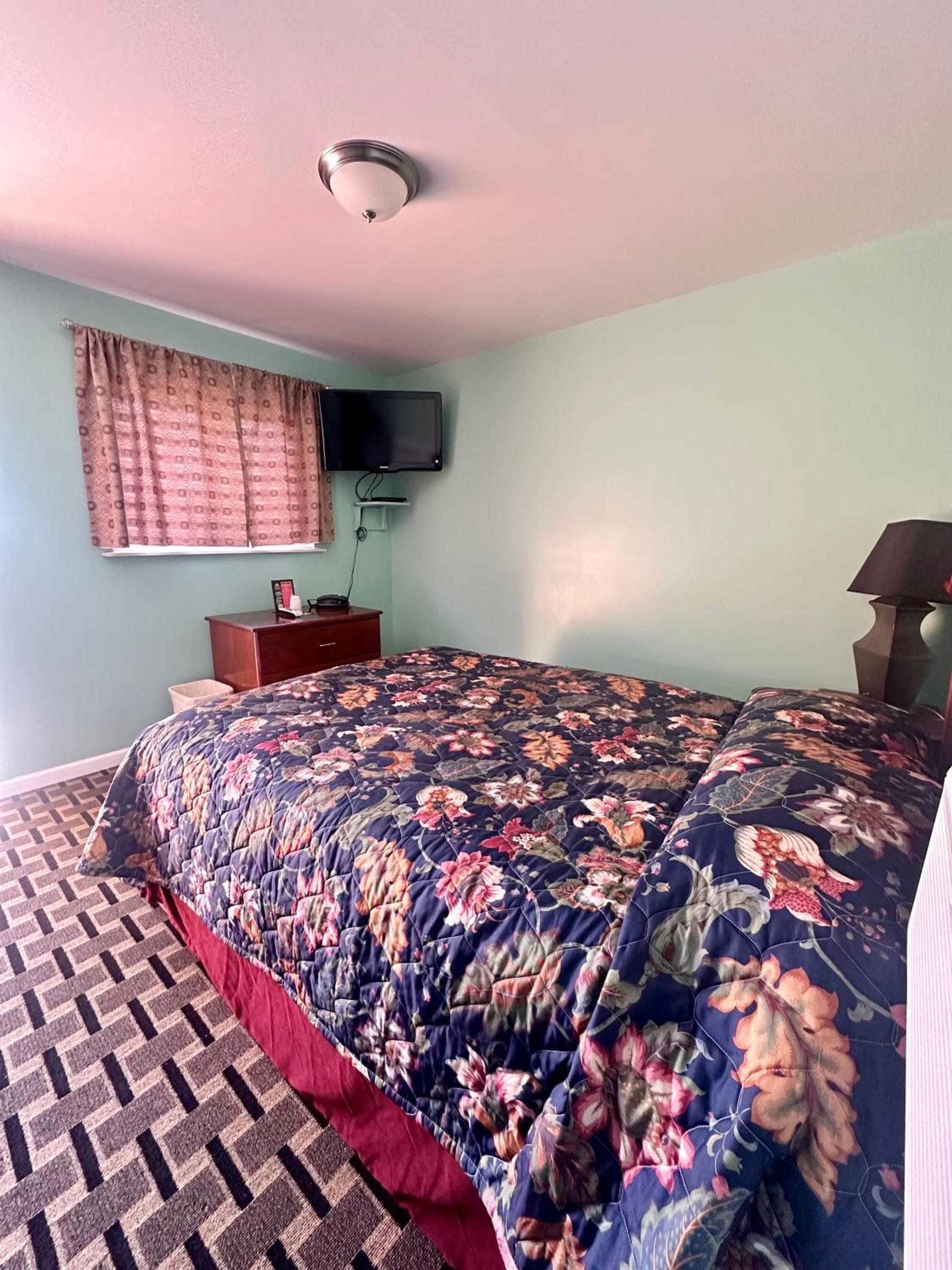 Your Motel photo 10