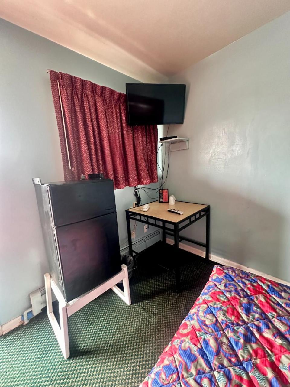 Your Motel photo 3