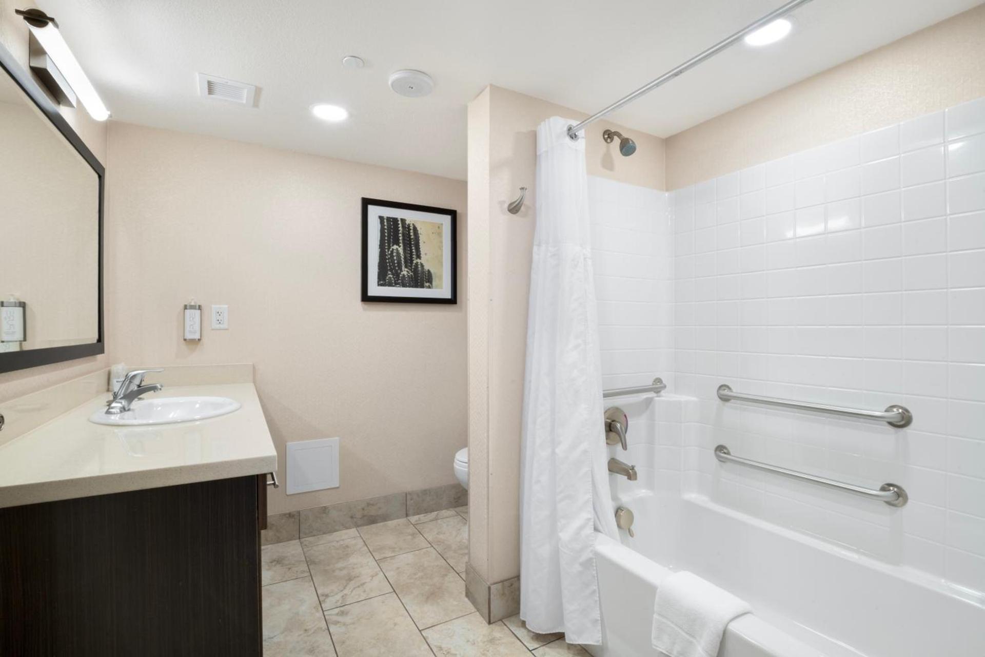 The Carriage House photo 21