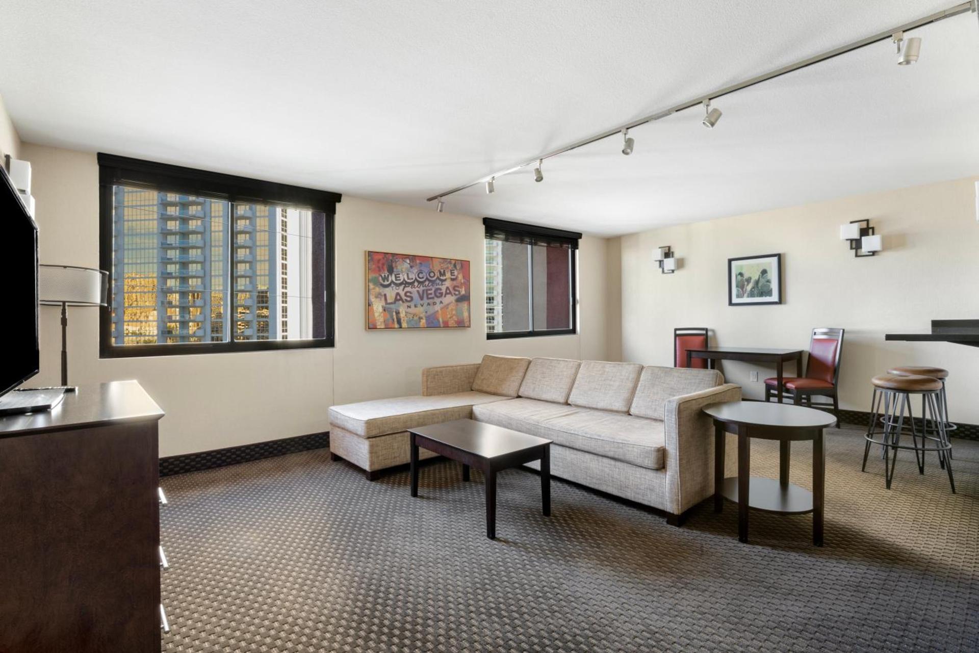 The Carriage House photo 17