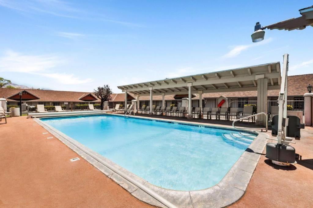Best Western Frontier Motel photo 7
