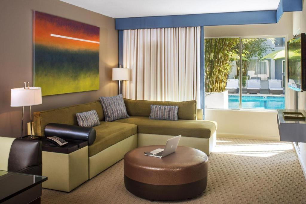 Sunset Marquis Hotel & Villas photo 26