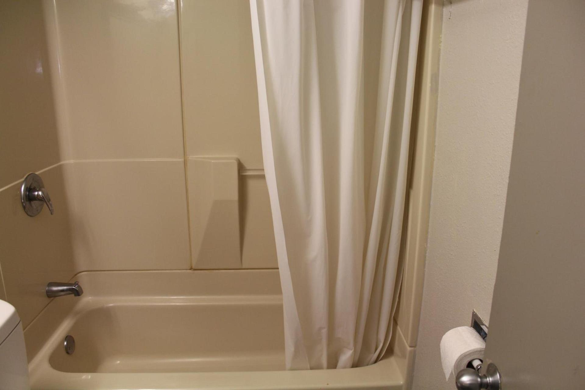Days Inn by Wyndham Wrightstown McGuire AFB Bordentown photo 80