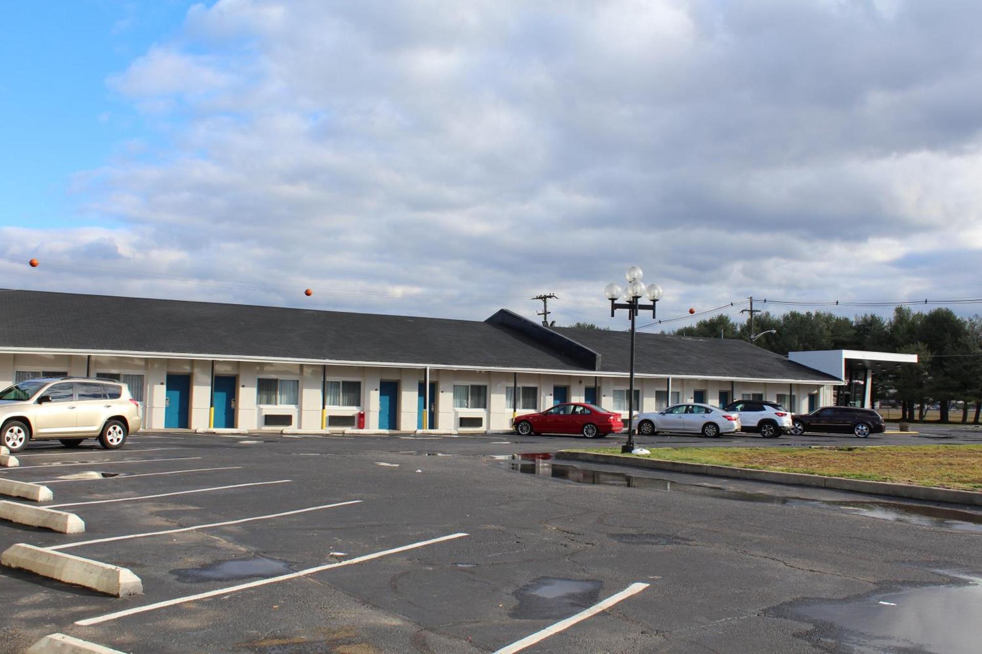Days Inn by Wyndham Wrightstown McGuire AFB Bordentown photo 90