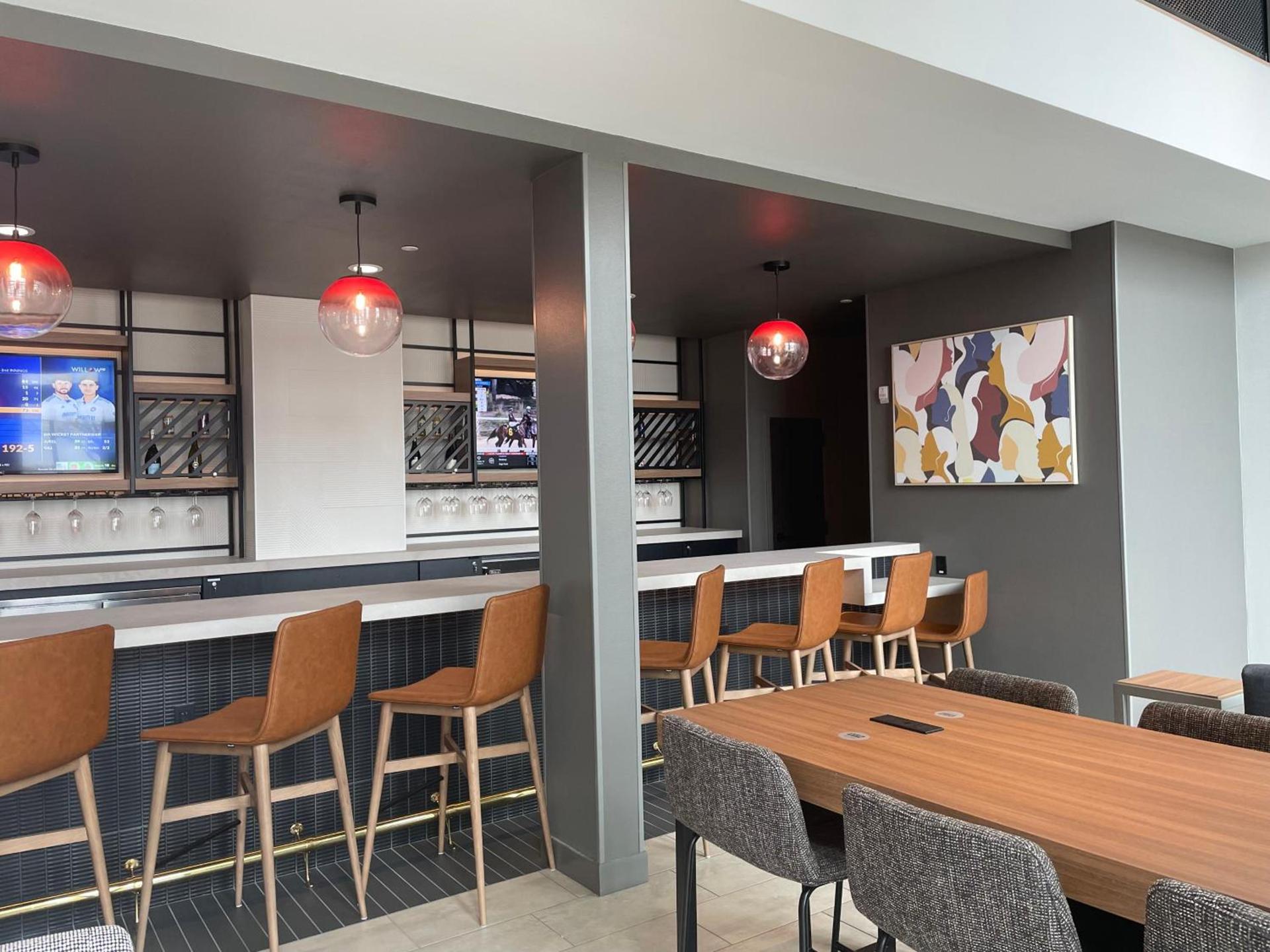 Atwell Suites Austin Airport by IHG photo 14