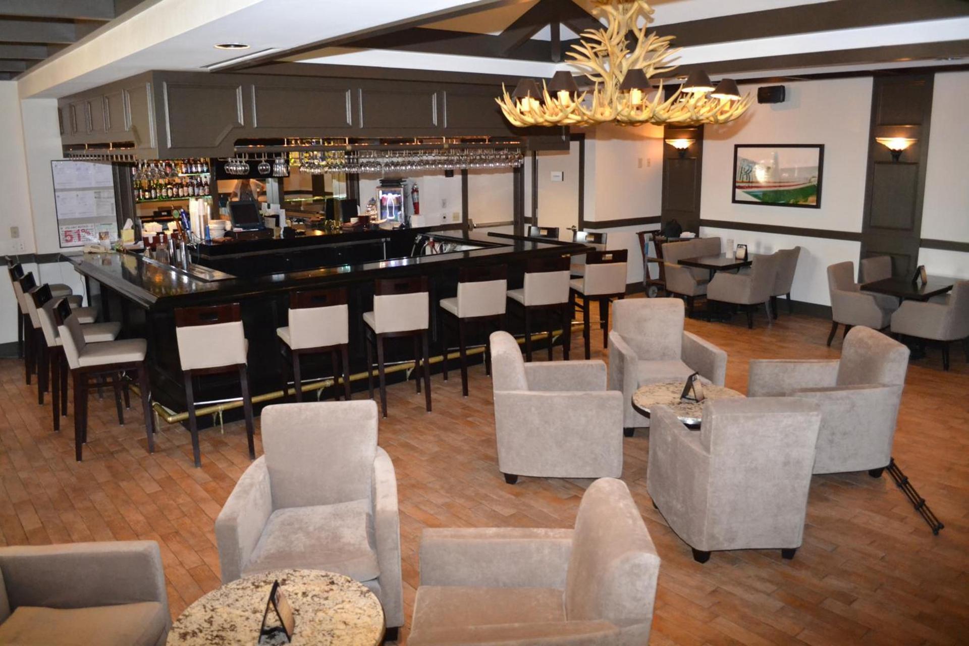 DoubleTree by Hilton Hotel Houston Hobby Airport photo 13