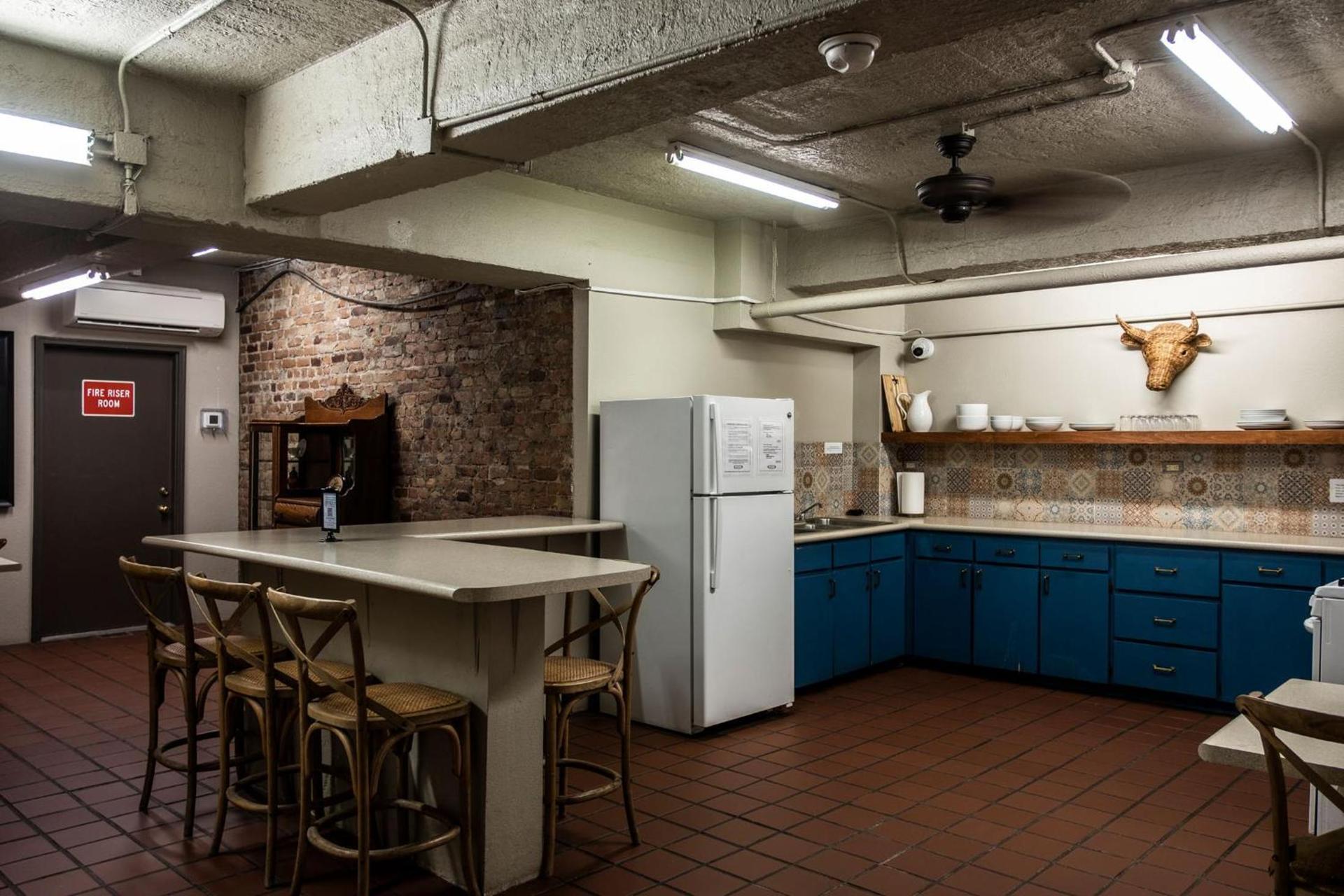 Gardner Hotel & Hostel photo 30