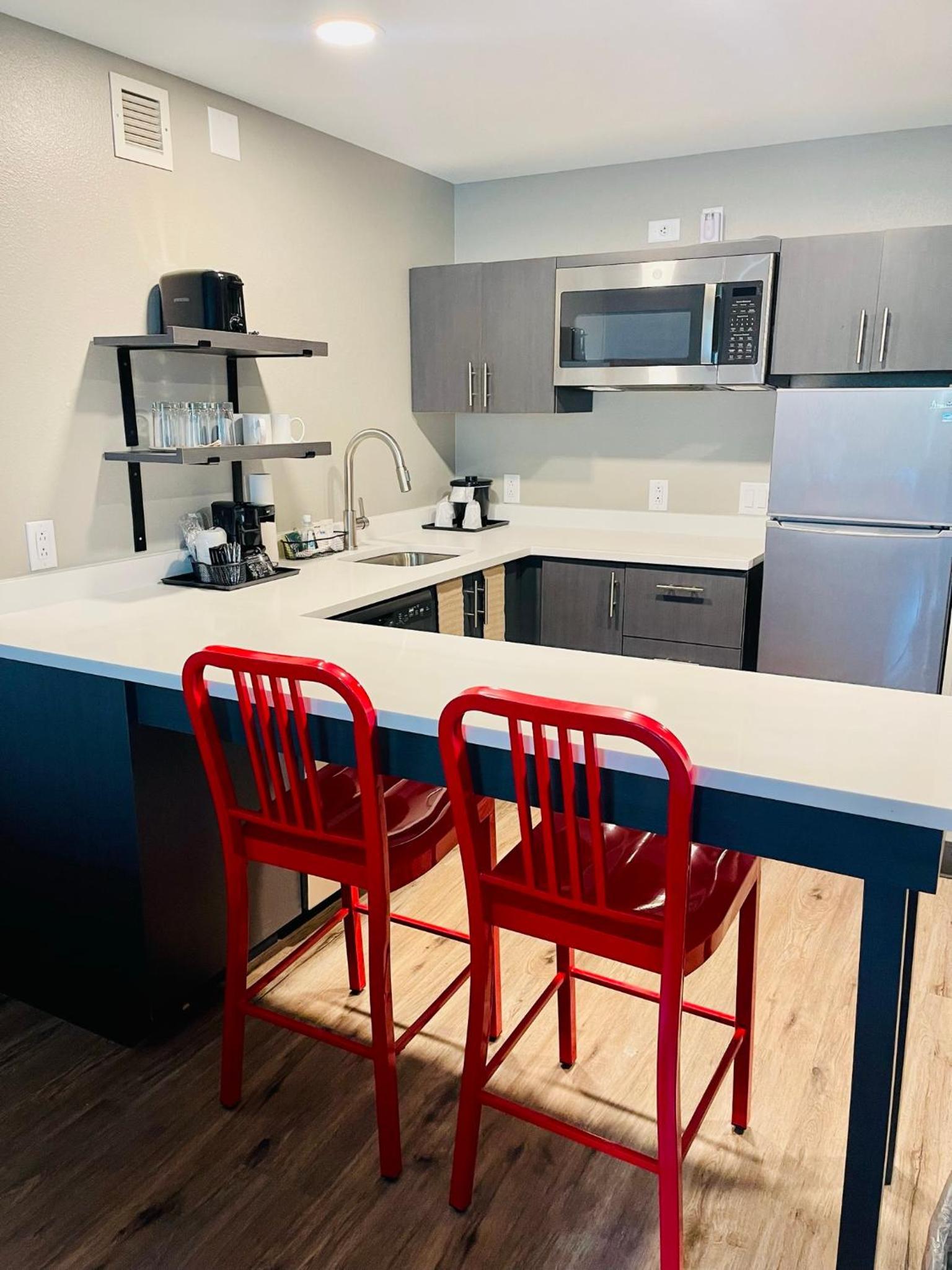 Hawthorn Extended Stay by Wyndham Ellsworth Bar Harbor photo 9