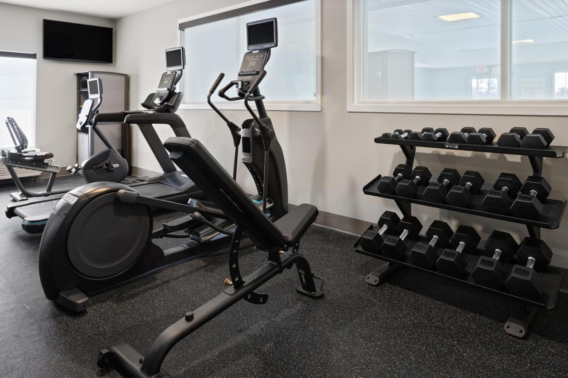 Holiday Inn Express Hotel & Suites Brattleboro by IHG photo 10