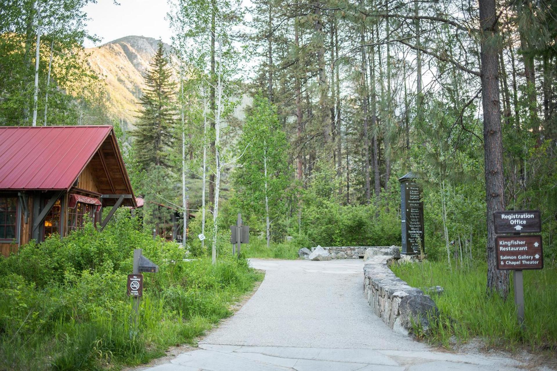 Sleeping Lady Mountain Resort & Spa photo 27