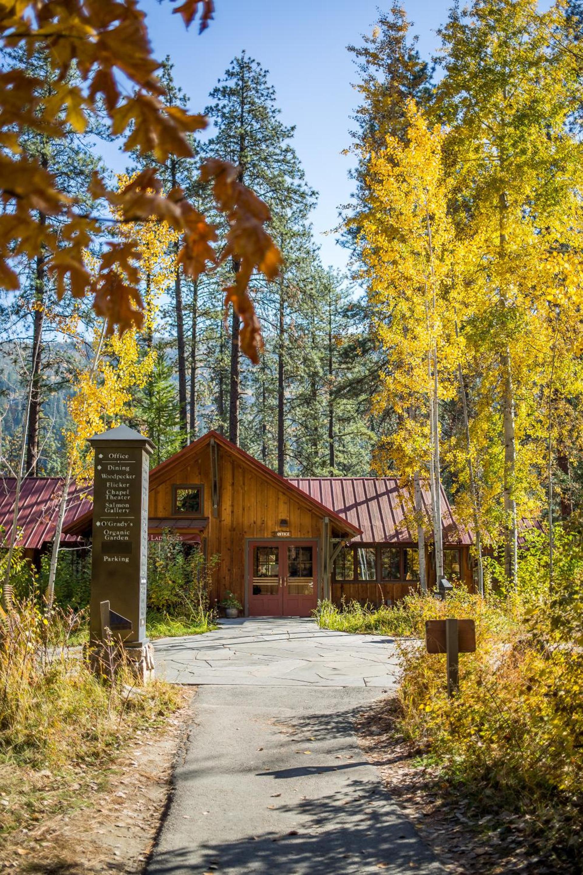 Sleeping Lady Mountain Resort & Spa photo 26