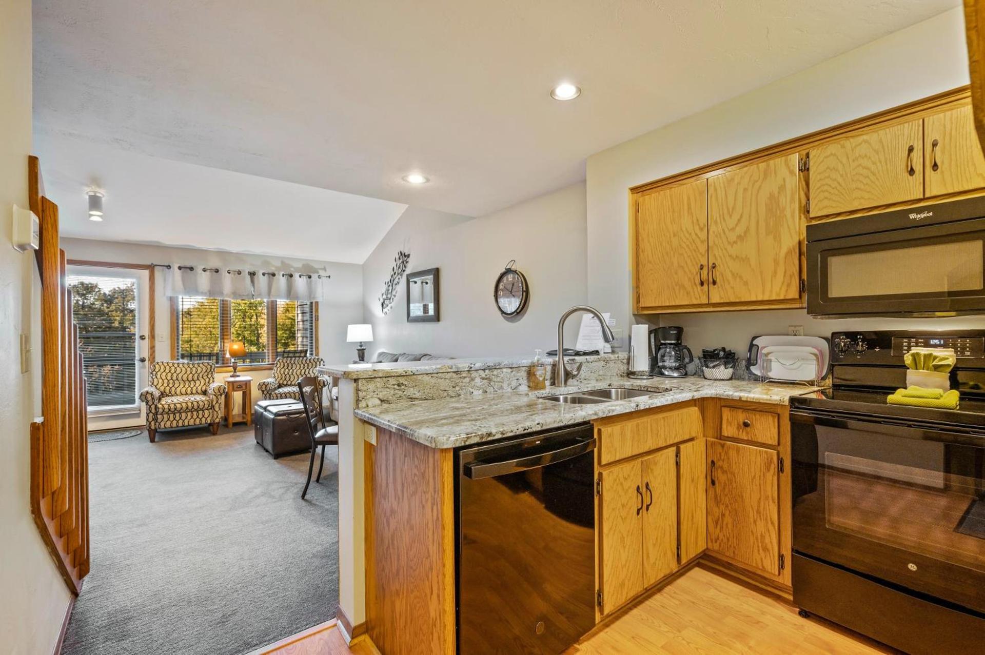 Evergreen Hill Condominiums photo 4