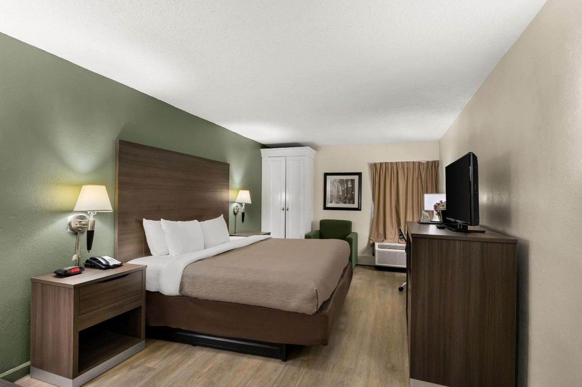 Quality Inn & Suites North Little Rock photo 33