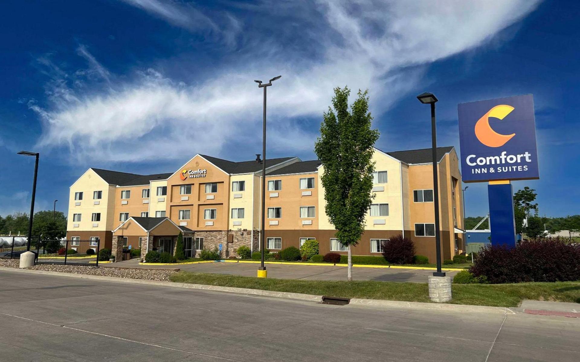 Comfort Inn & Suites Coralville - Iowa City near Iowa River Landing — hotel in Coralville