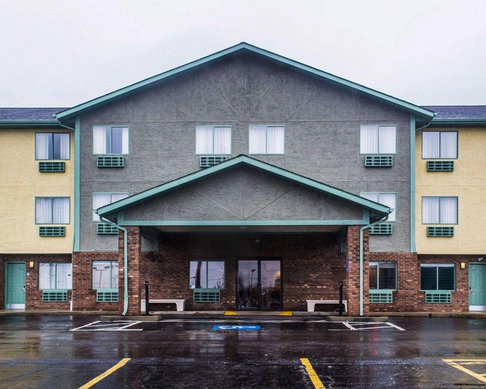 Quality Inn Streetsboro - Kent photo 3