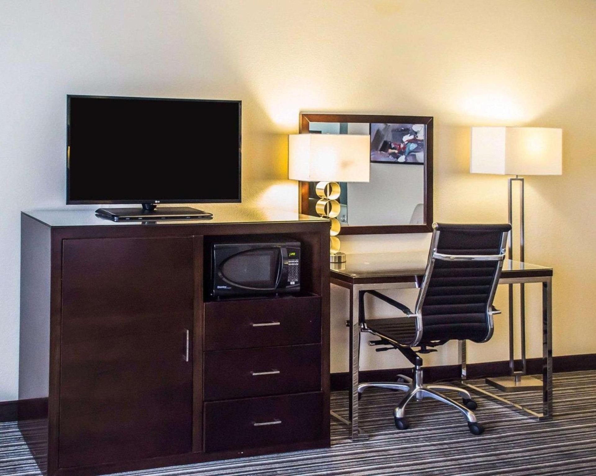 Quality Inn Streetsboro - Kent photo 14