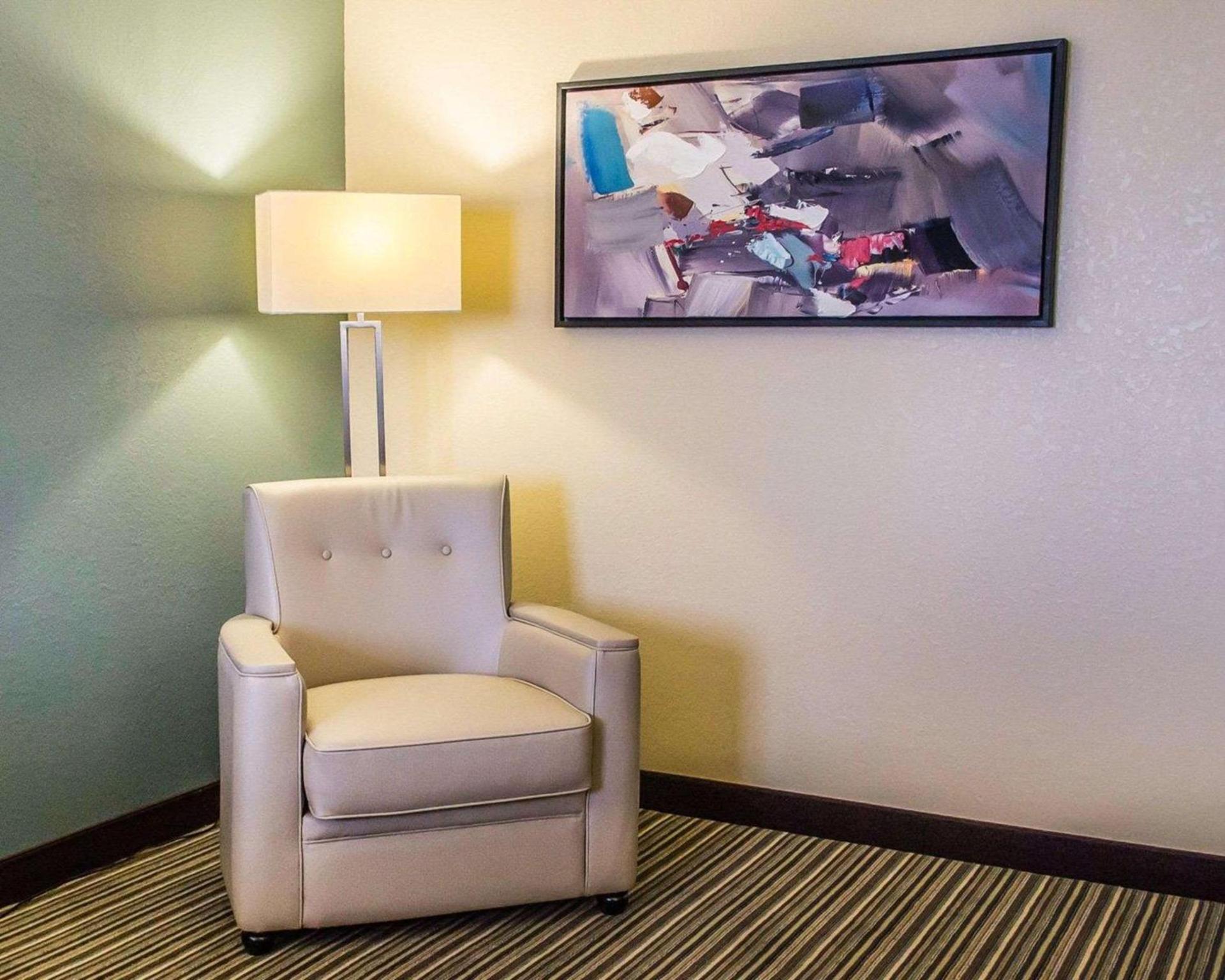Quality Inn Streetsboro - Kent photo 15