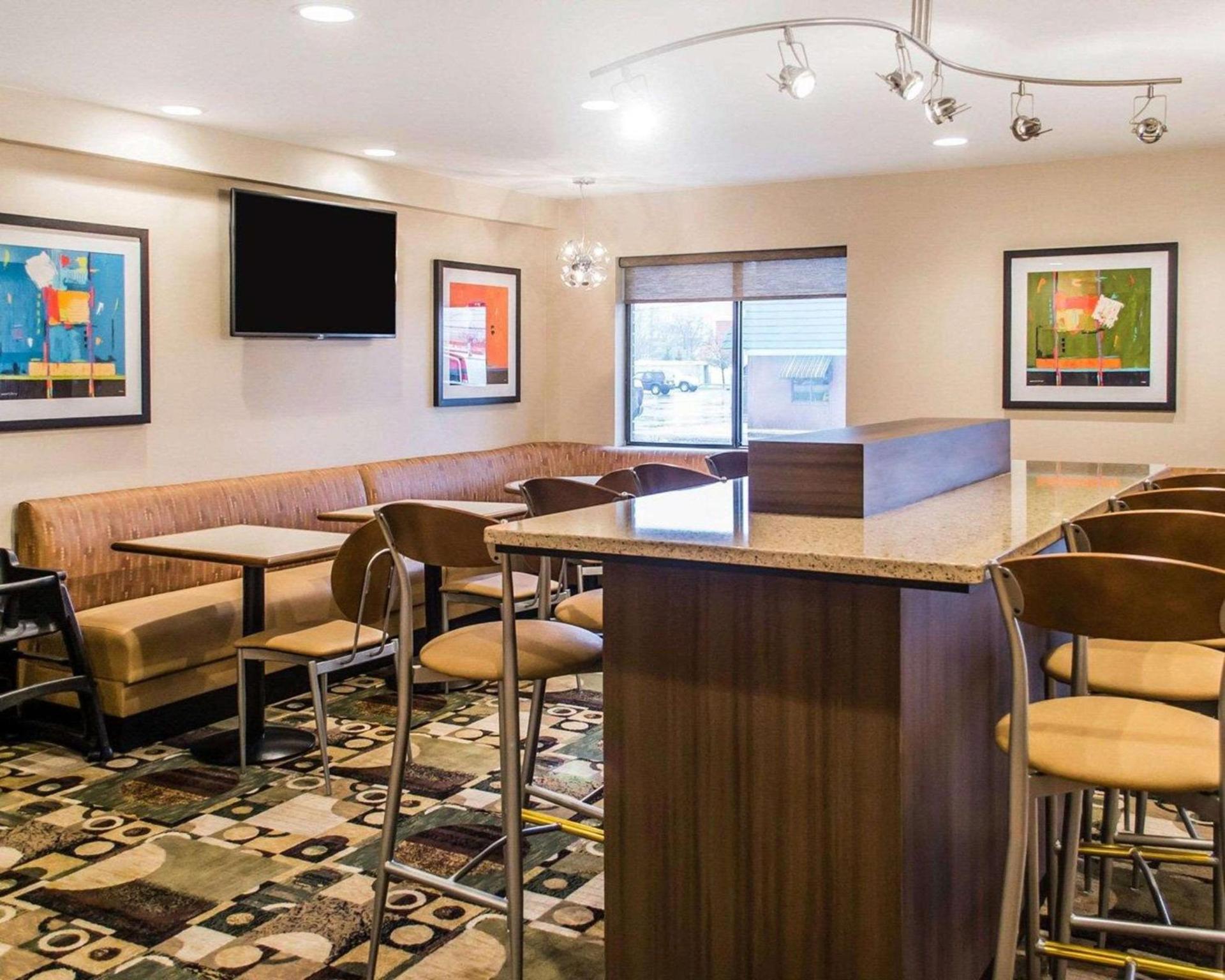 Quality Inn Streetsboro - Kent photo 24