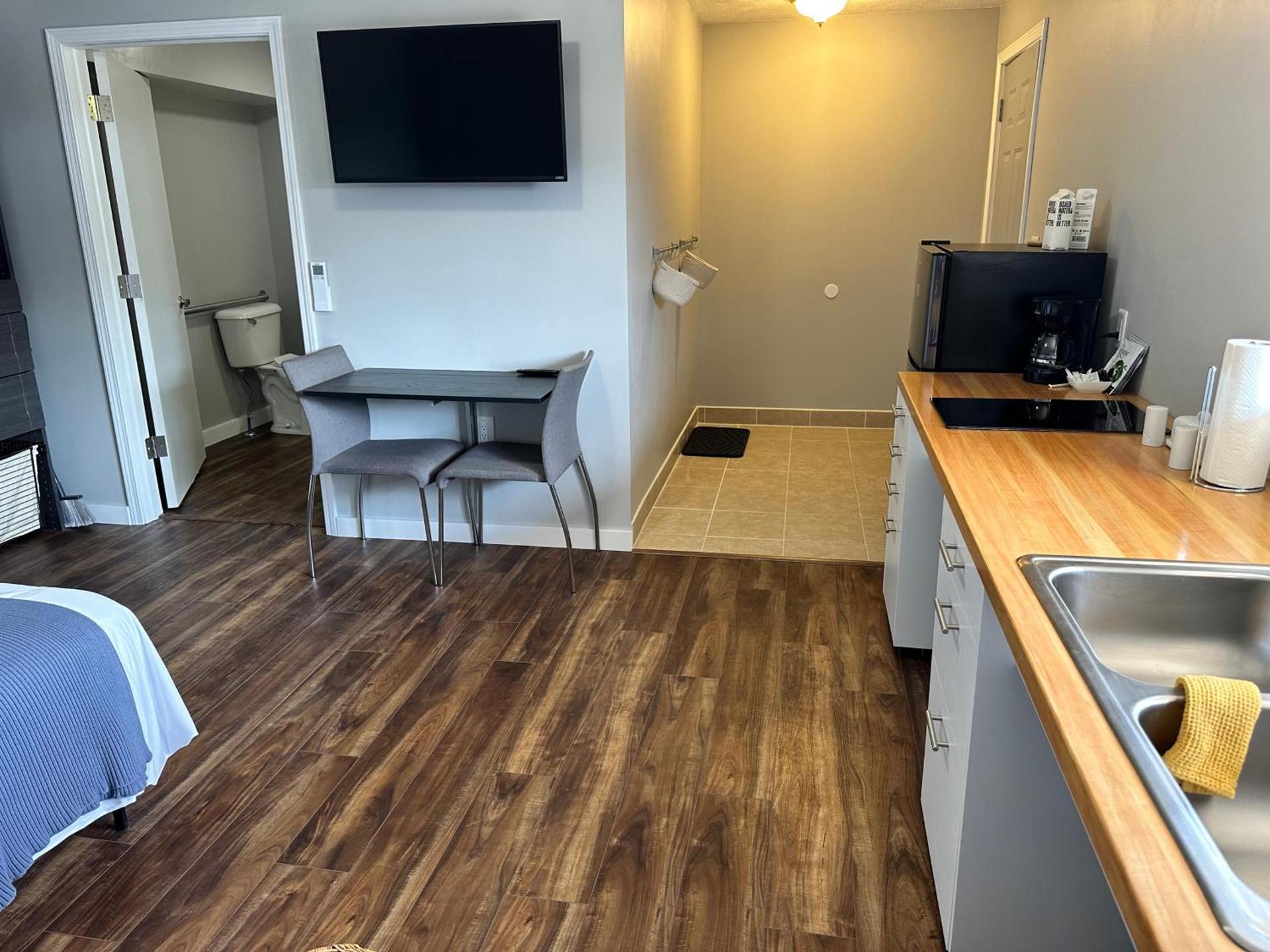 North Coast Place photo 16