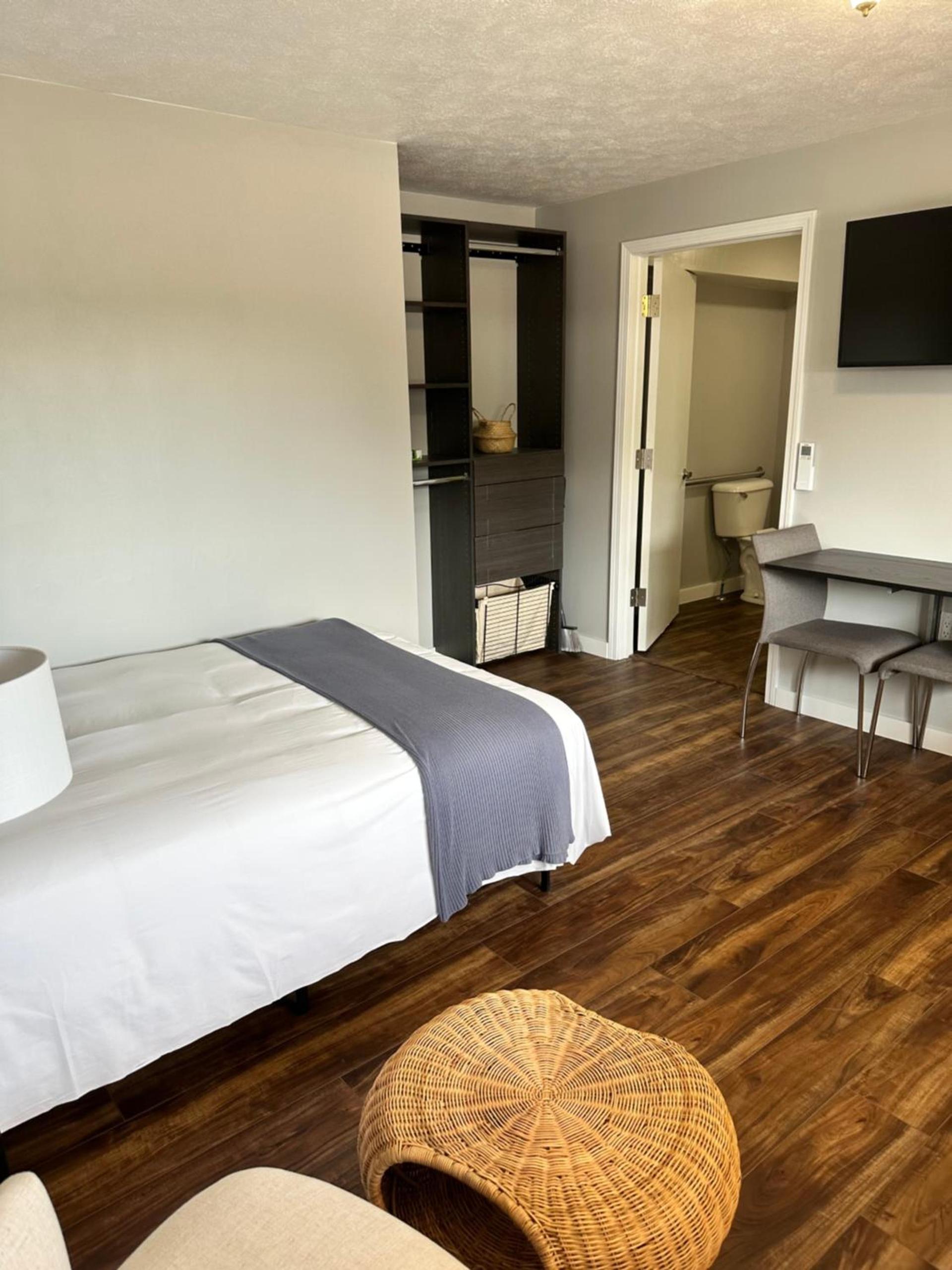 North Coast Place photo 19