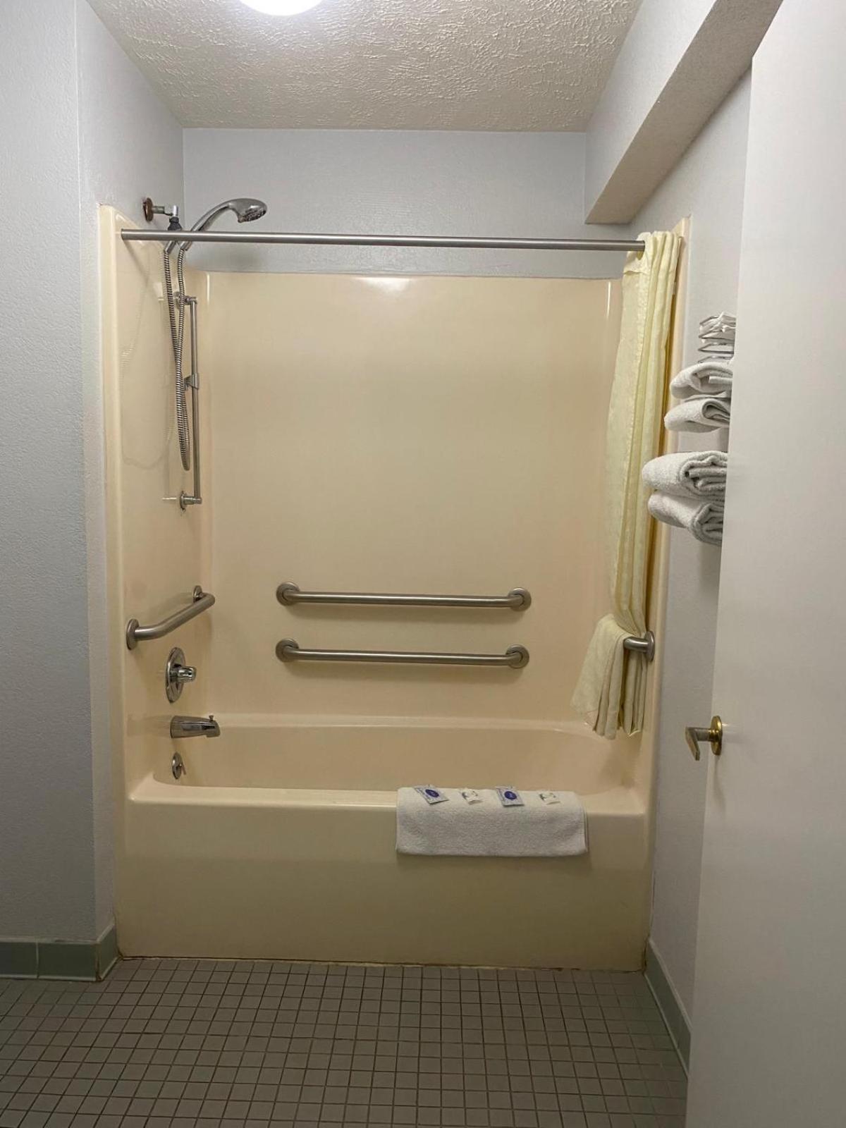 Savannah Lodge photo 17