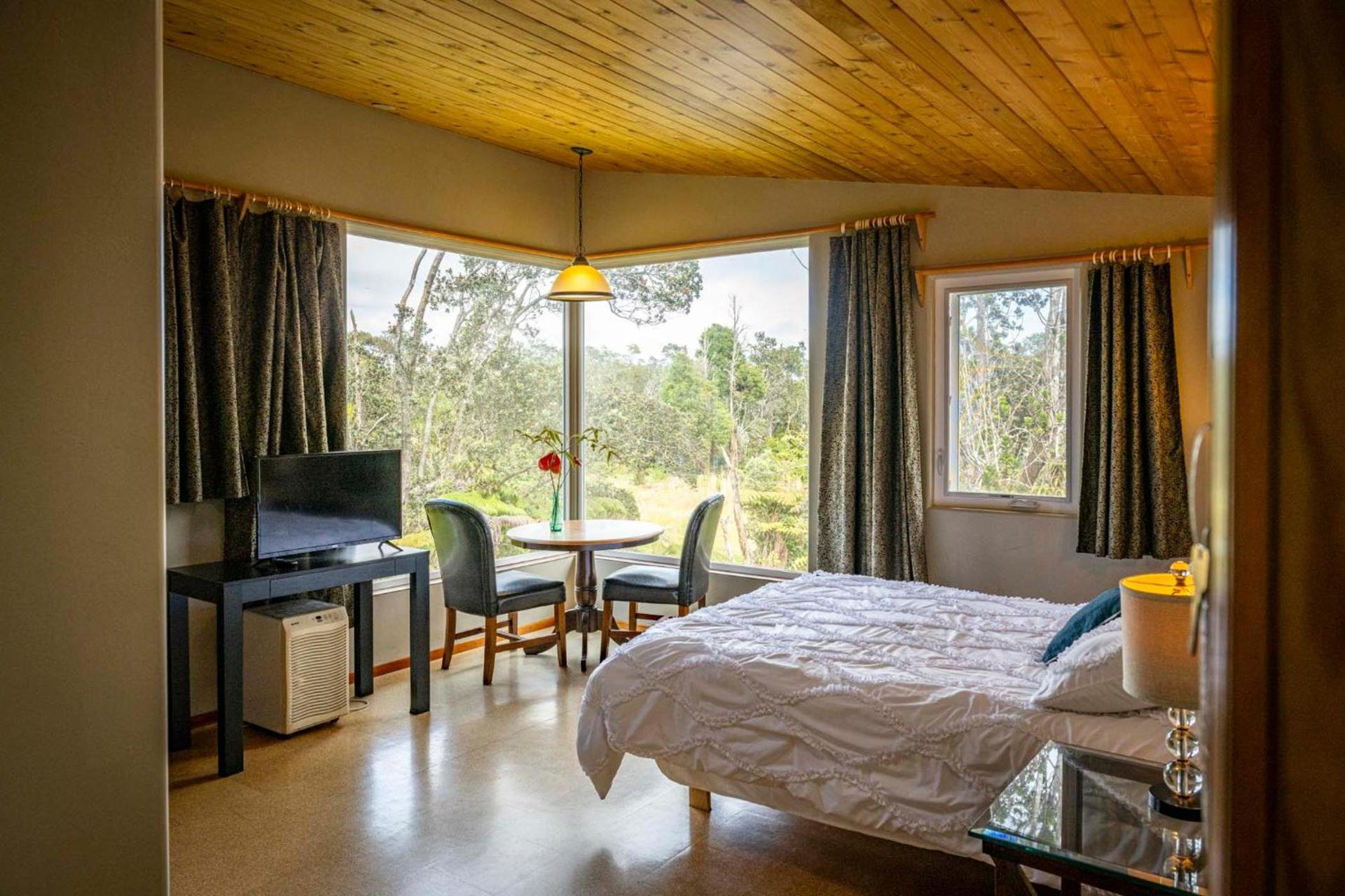 Volcano Inn Bed n Breakfast photo 9