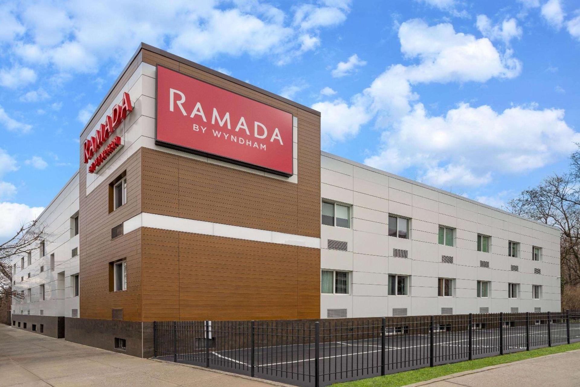 Ramada by Wyndham Bronx photo 33