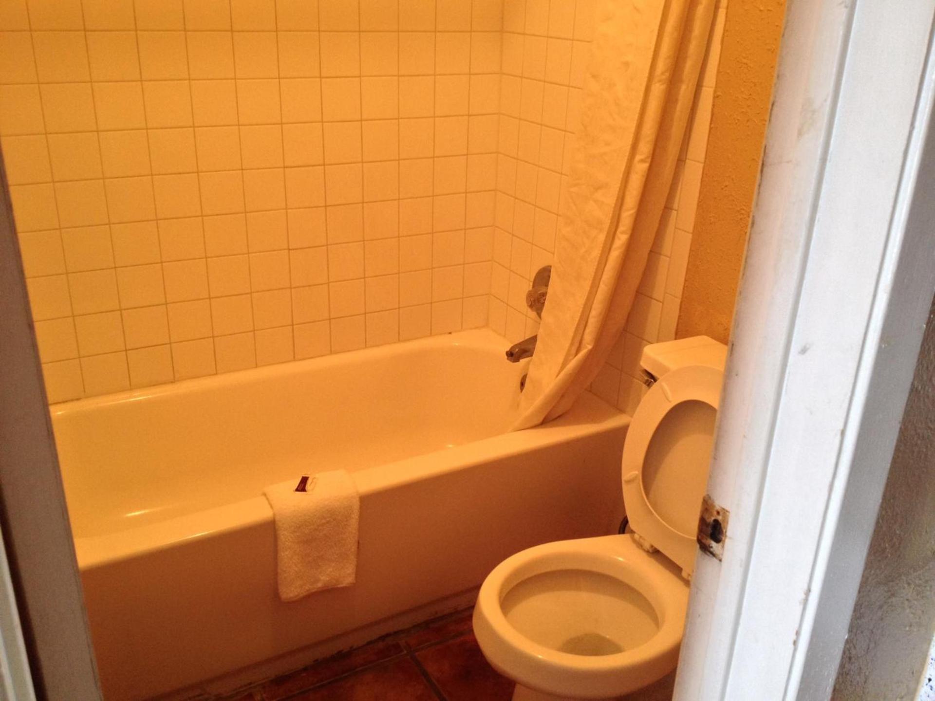 Austin Motor Inn photo 33