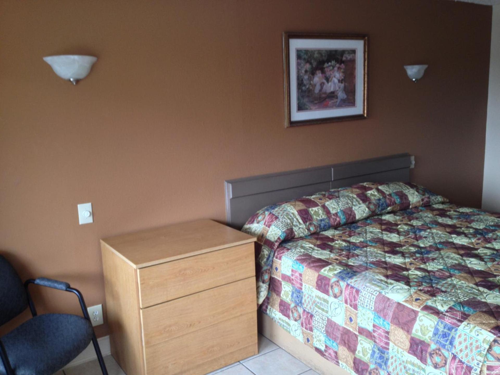 Austin Motor Inn photo 38