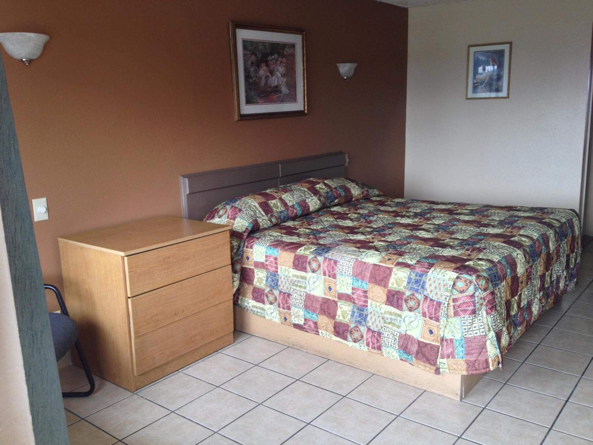 Austin Motor Inn photo 40