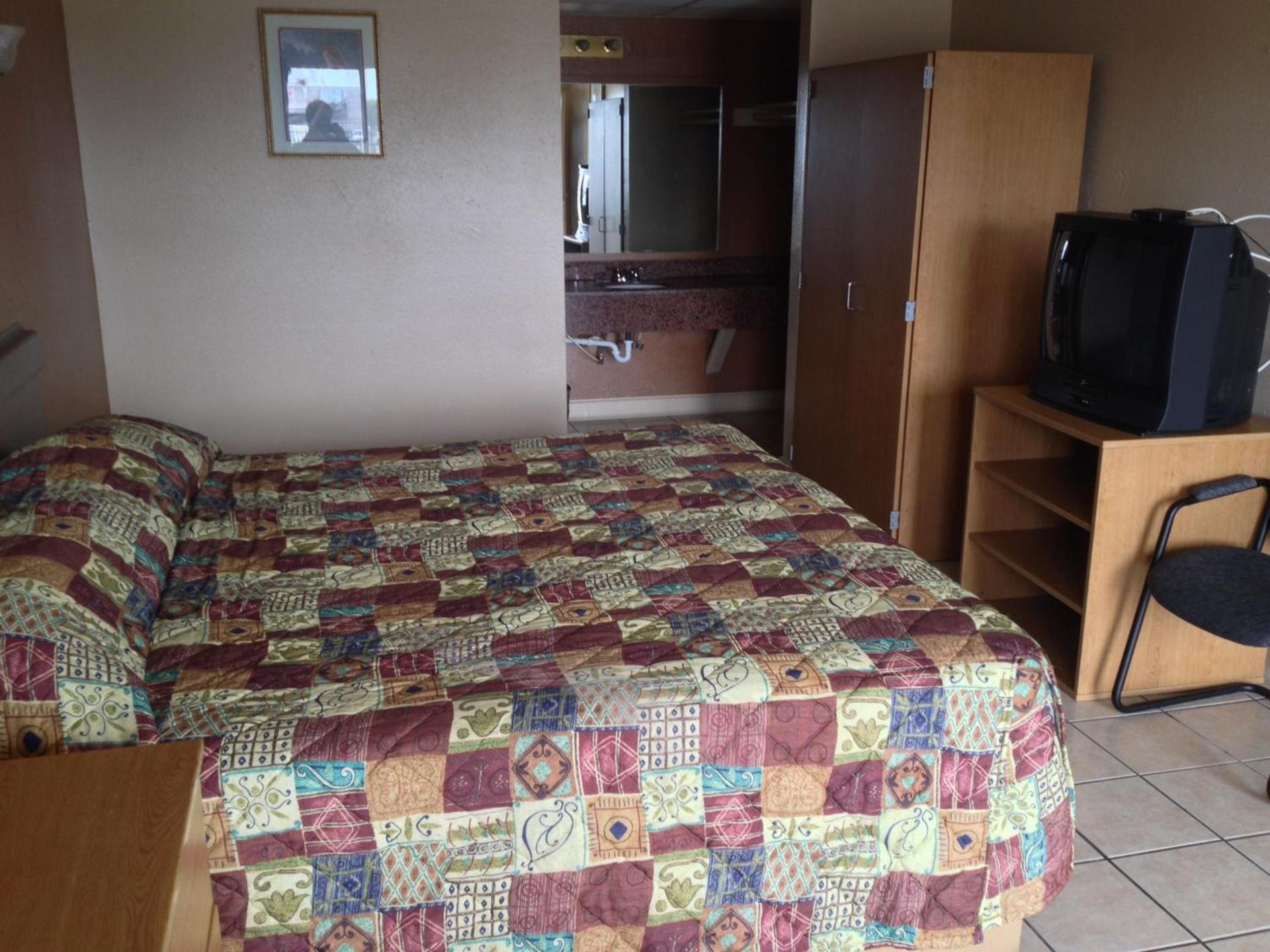 Austin Motor Inn photo 41