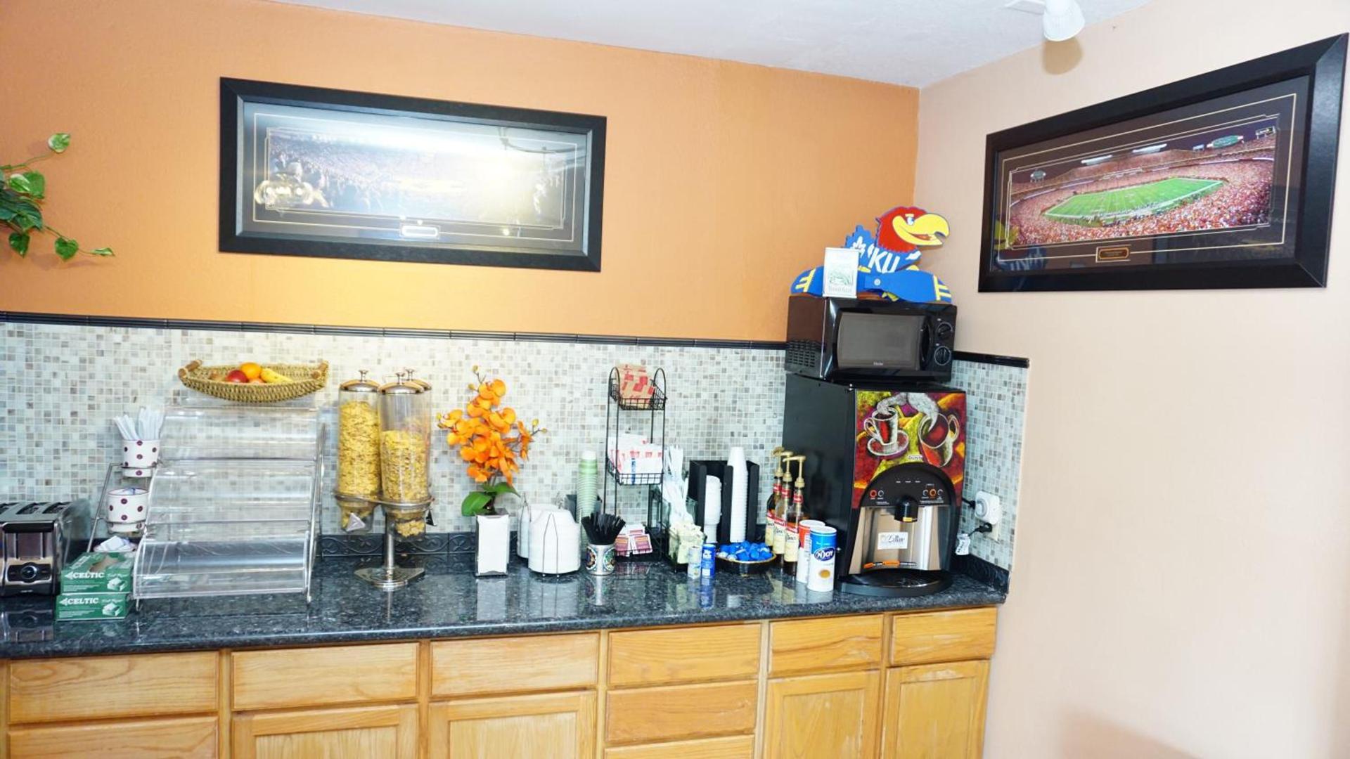 Virginia Inn photo 5