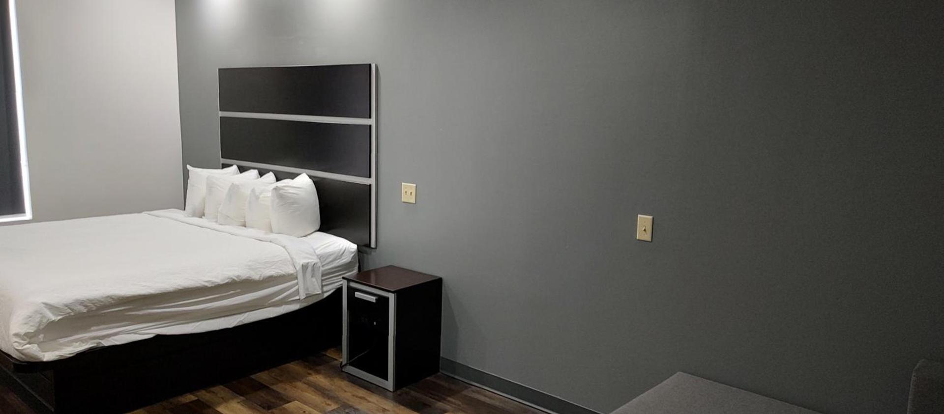 Sonesta Essential Savannah photo 11