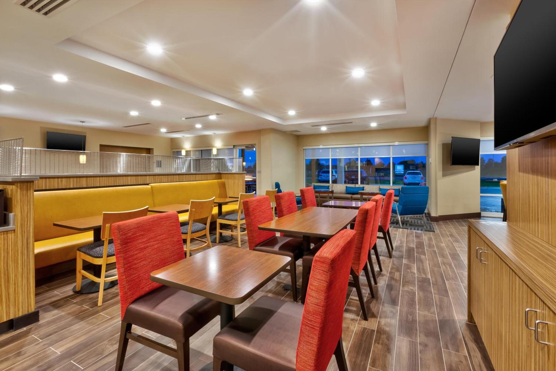 TownePlace Suites by Marriott Grand Rapids Airport Southeast photo 15