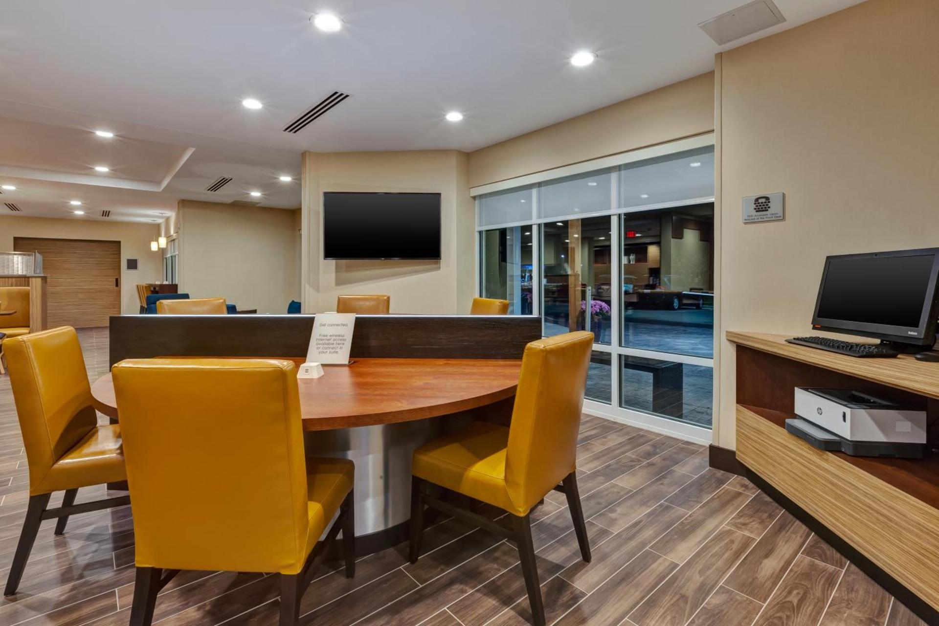 TownePlace Suites by Marriott Grand Rapids Airport Southeast photo 13